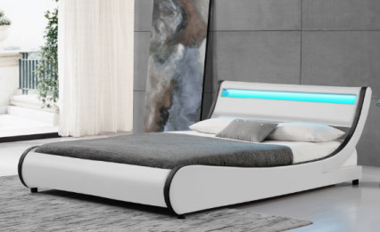 Pu-Stoffen van het LEIDENE Beklede Witte de Kleuren Comfortabele Sterke Koning Size Bedkader