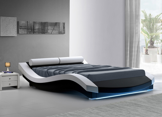 Triplex van het het Kaderpu Leer van het golf het Vorm Beklede Bed met LEIDENE Footboard