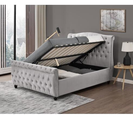 De moderne Stijlluxe bekleedde Elegant Bedkader kijkt