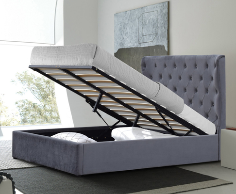 King Size 500lbs Gas Lift opslag Bed Grijze fluweel stof Tufted knoppen op het hoofdbord