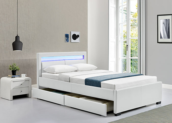 Gepolsterd platform bed frame met opslag laden LED lichten hoofdbord